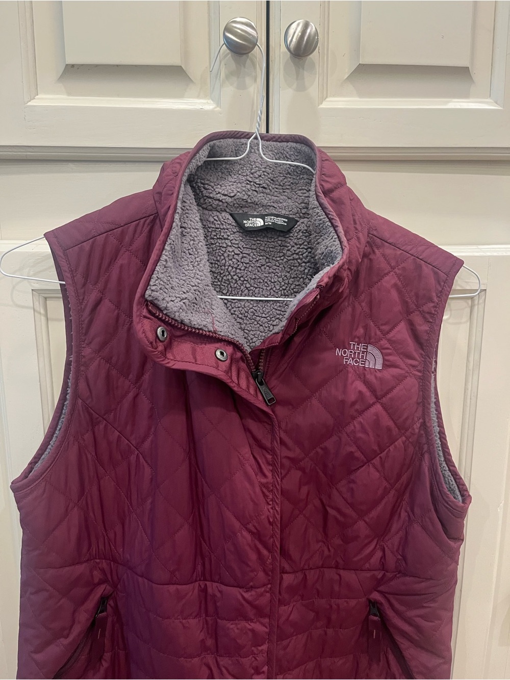 The North Face Women's Quilted Plum Fleece-Lined Vest